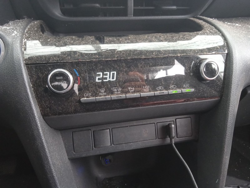 toyota yaris cross (mxp_) del año 2023