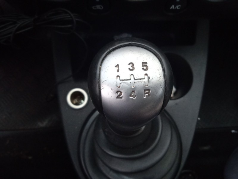 ford fiesta v (jh_, jd_) del año 2003