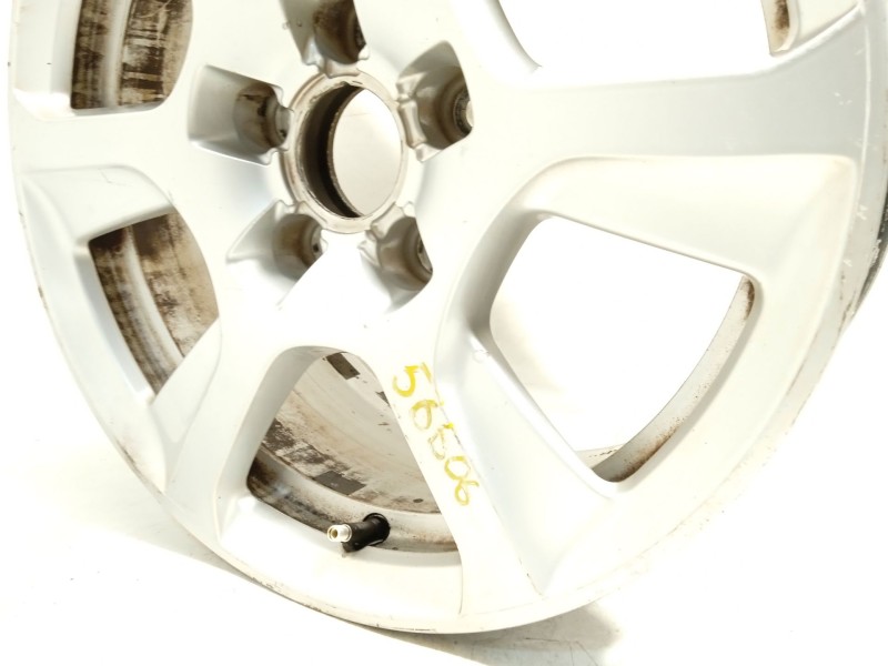 Recambio de llanta para audi a4 b8 (8k2) 2.0 tdi referencia OEM IAM 8K0601025F  