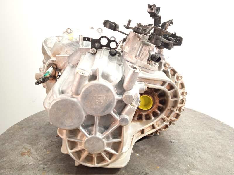 Recambio de caja cambios para hyundai tucson (jm) 2.0 crdi cat referencia OEM IAM 4300024381 S714JE 