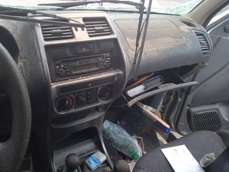 nissan terrano ii (r20) del año 2004