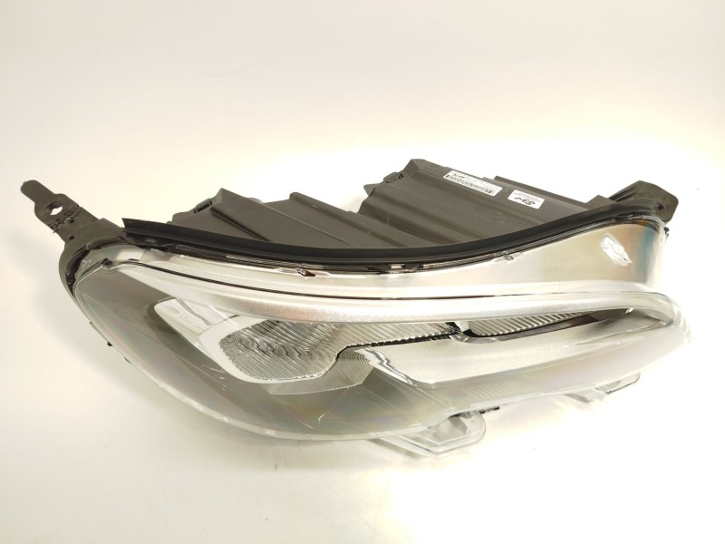 Recambio de faro derecho para peugeot expert combi standard referencia OEM IAM 9808572580  