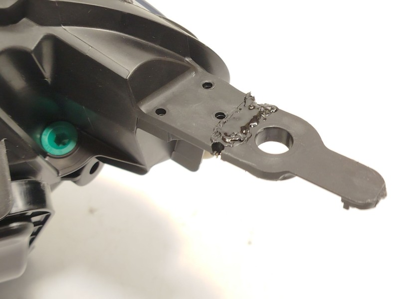 Recambio de faro derecho para peugeot expert combi standard referencia OEM IAM 9808572580  