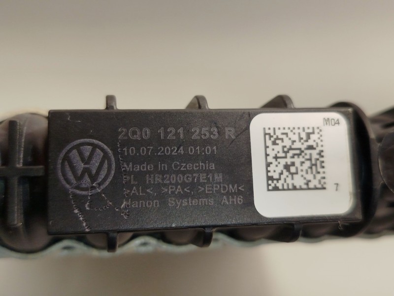 Recambio de radiador agua para seat arona (kj7, kjp) 1.0 tsi referencia OEM IAM 2Q0121253R  