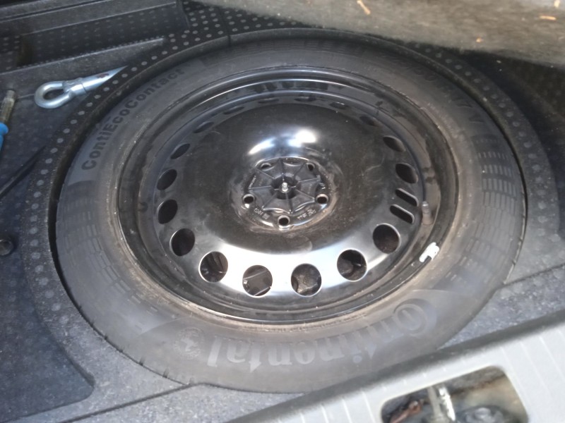 opel astra j sedán del año 2013