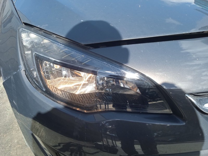 opel astra j sedán del año 2013