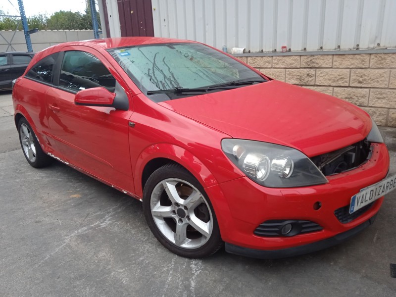 opel astra h gtc (a04) del año 2008
