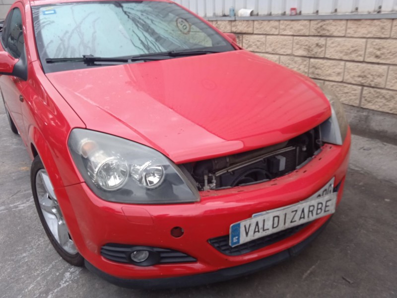 opel astra h gtc (a04) del año 2008