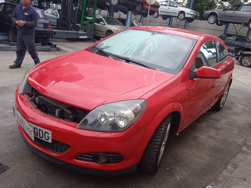 opel astra h gtc (a04) del año 2008