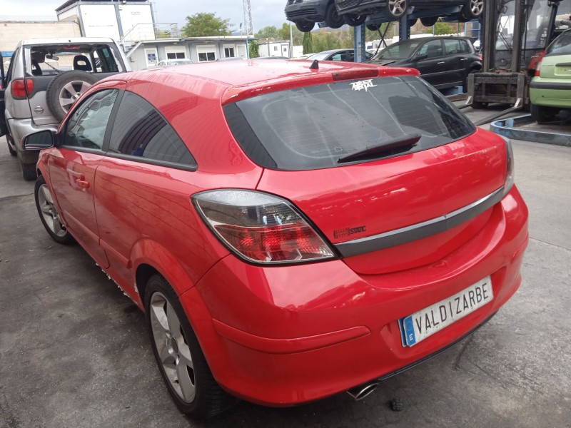 opel astra h gtc (a04) del año 2008
