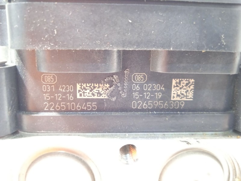 Recambio de abs para toyota auris touring sports (e18) active referencia OEM IAM 4454002530 2265106455 269736