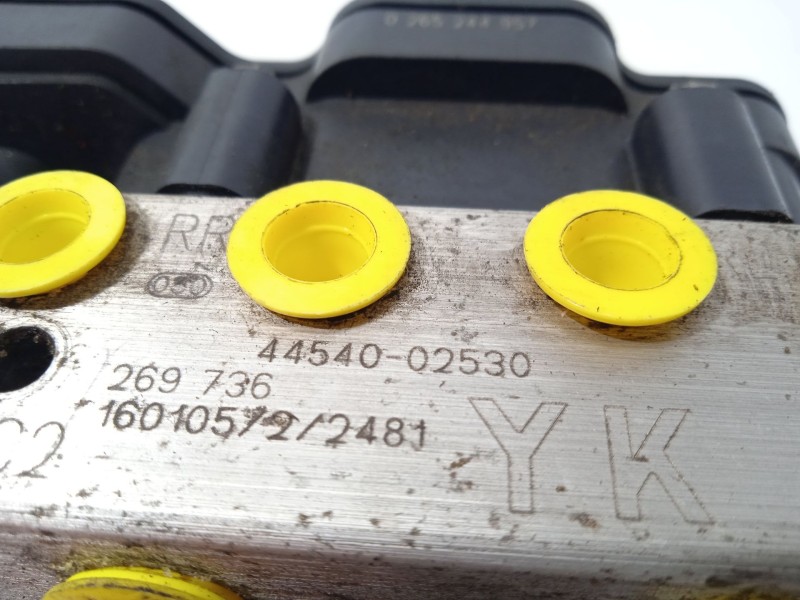 Recambio de abs para toyota auris touring sports (e18) active referencia OEM IAM 4454002530 2265106455 269736