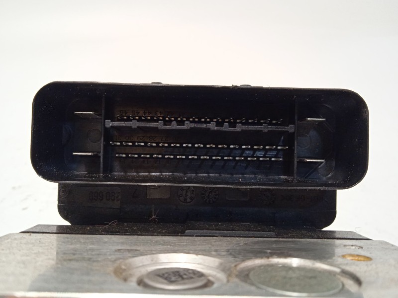 Recambio de abs para volvo v60 i cross country (157) d3 referencia OEM IAM P31423348 28526258303 10021210034