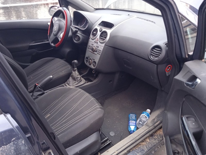 opel corsa d (s07) del año 2009