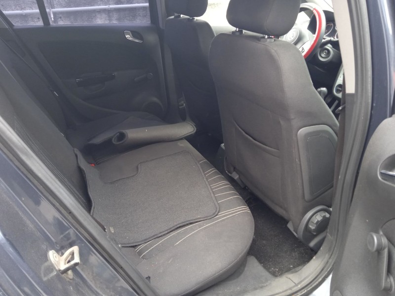 opel corsa d (s07) del año 2009