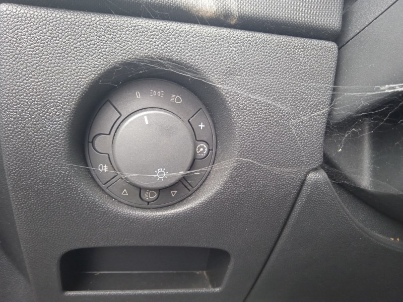 opel corsa d (s07) del año 2009