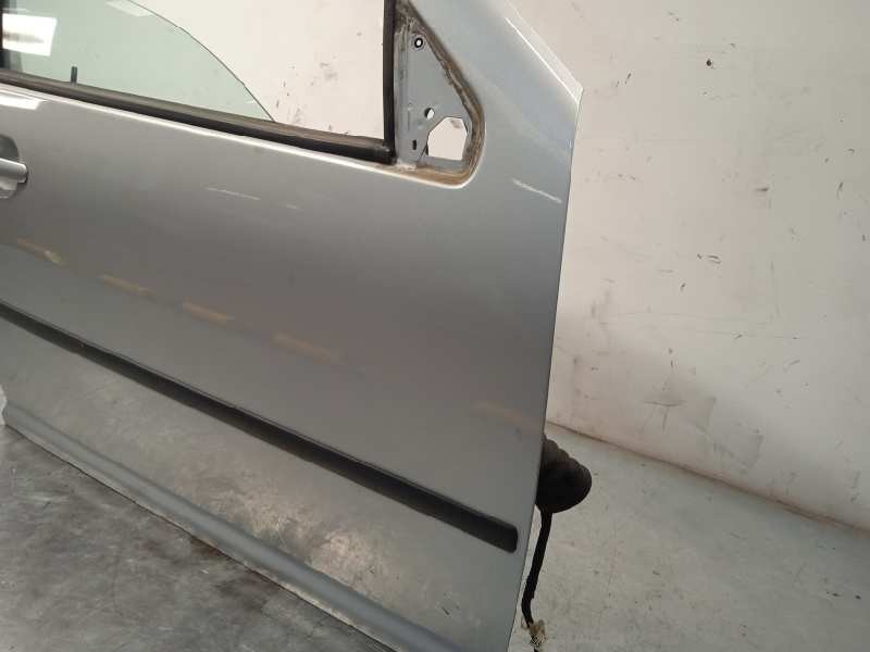 Recambio de puerta delantera derecha para volkswagen bora berlina (1j2) conceptline referencia OEM IAM 1J4831056H  