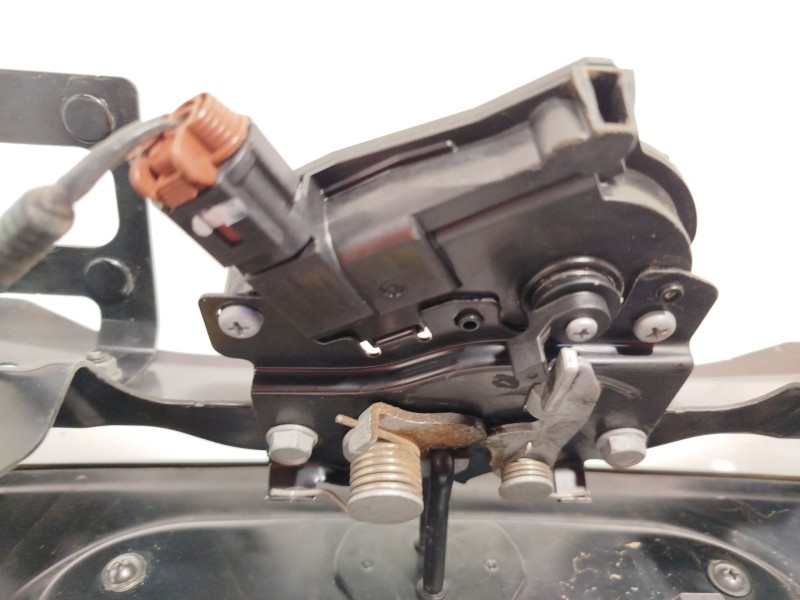 Recambio de tapa exterior combustible para nissan leaf (ze1) electric referencia OEM IAM 657015SH1A  