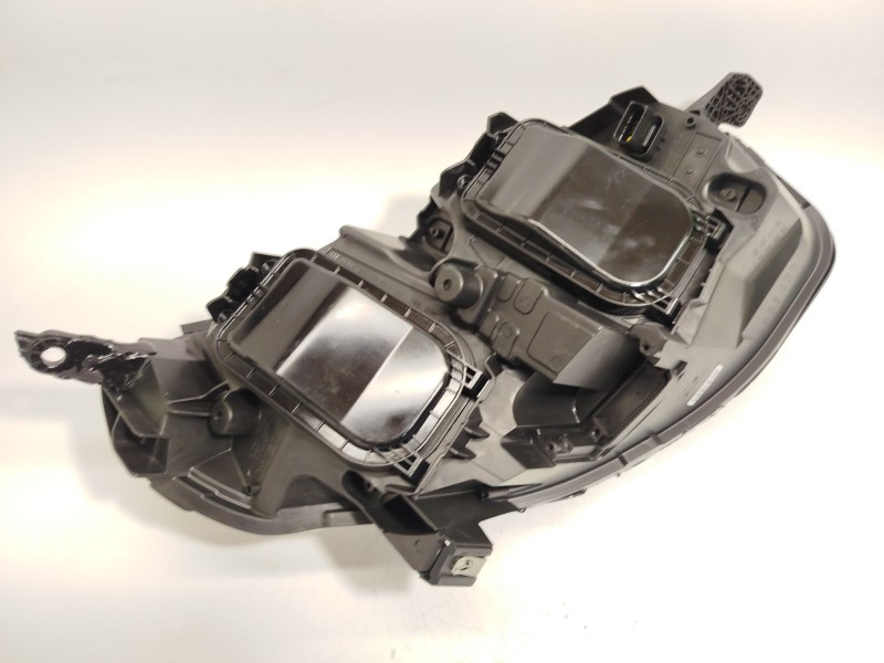 Recambio de faro izquierdo para peugeot expert combi standard referencia OEM IAM 9808572680  