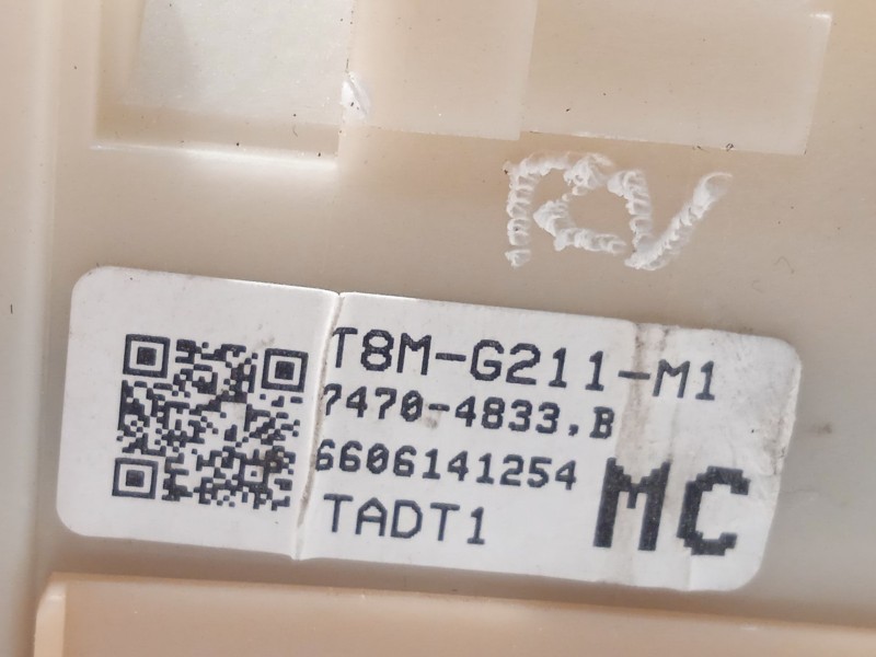 Recambio de caja reles / fusibles para honda hr-v (ru) 1.5 (ru1) referencia OEM IAM 747048330W 38200T7SU41 