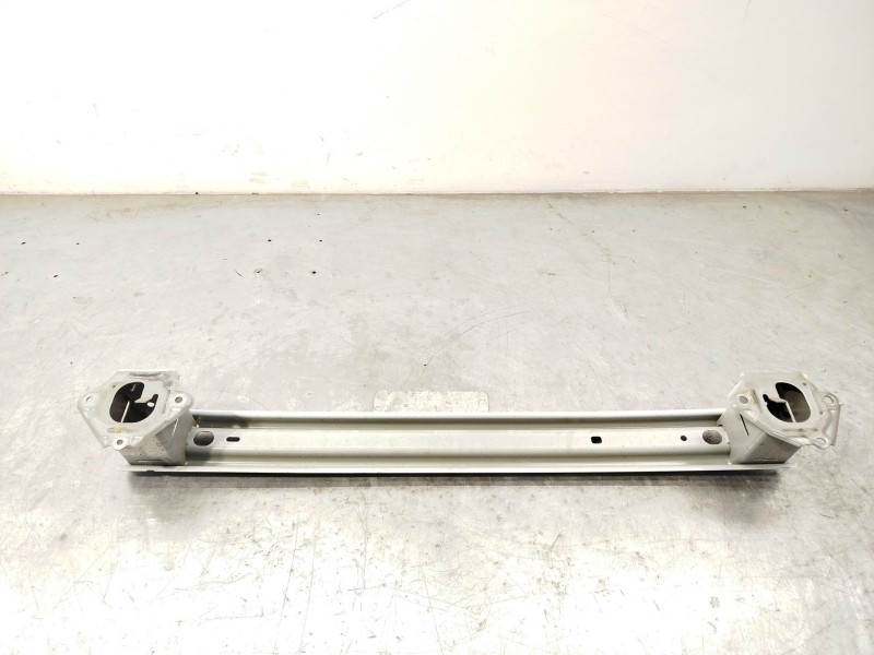 Recambio de refuerzo paragolpes trasero para toyota yaris cross (mxp_) 1.5 (mxpb10) referencia OEM IAM 520230W020  