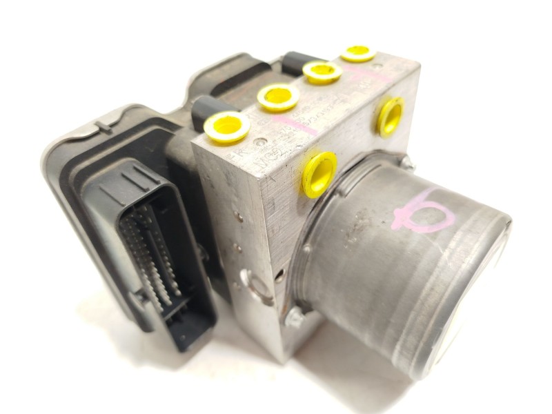 Recambio de abs para toyota yaris cross (mxp_) 1.5 (mxpb10) referencia OEM IAM 445400D860 0265957151 970400