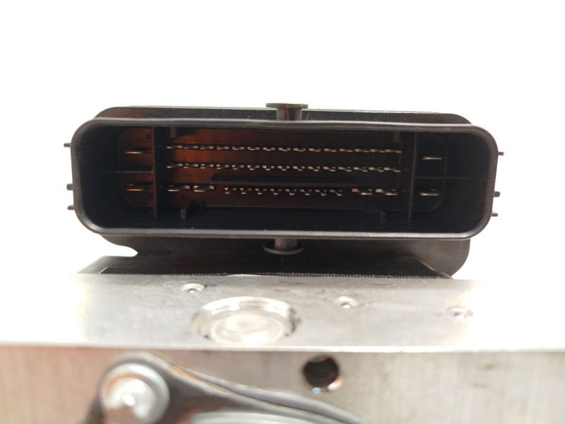 Recambio de abs para toyota yaris cross (mxp_) 1.5 (mxpb10) referencia OEM IAM 445400D860 0265957151 970400