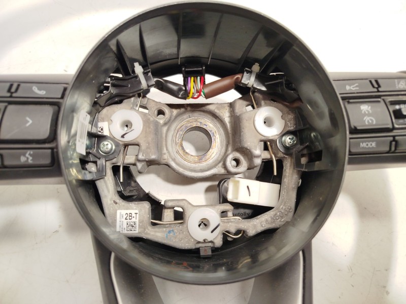 Recambio de volante para toyota yaris cross (mxp_) 1.5 (mxpb10) referencia OEM IAM 45100K0140 45100K0140C1 