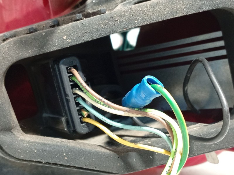 Recambio de piloto trasero izquierdo para peugeot 207/207+ (wa_, wc_) 1.6 hdi referencia OEM IAM 6350Y7  