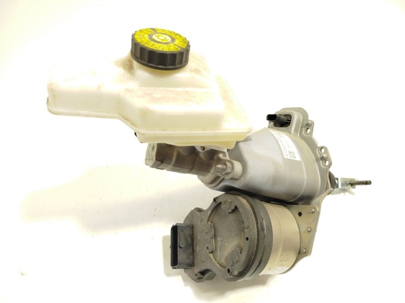 Recambio de servofreno para toyota yaris cross (mxp_) 1.5 (mxpb10) referencia OEM IAM 472100D010  