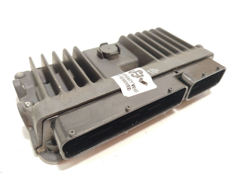 Recambio de centralita motor uce para toyota yaris cross (mxp_) 1.5 (mxpb10) referencia OEM IAM 896610UA00  2830000242