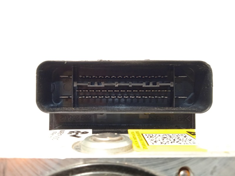 Recambio de abs para bmw serie 1 berlina (e81/e87) 118d referencia OEM IAM 34516789300 6789301 10020604174