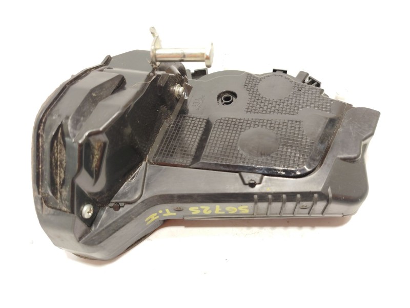 Recambio de cerradura puerta trasera izquierda para toyota yaris cross (mxp_) 1.5 (mxpb10) referencia OEM IAM 69060K0030  