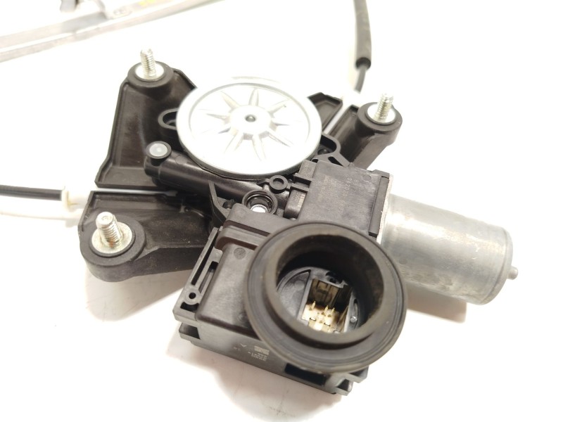 Recambio de elevalunas trasero izquierdo para toyota yaris cross (mxp_) 1.5 (mxpb10) referencia OEM IAM 857200D560  0620206801