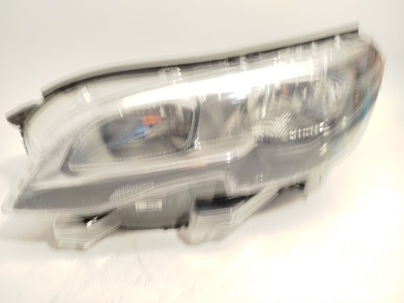 Recambio de faro izquierdo para peugeot expert combi standard referencia OEM IAM 9808572680  