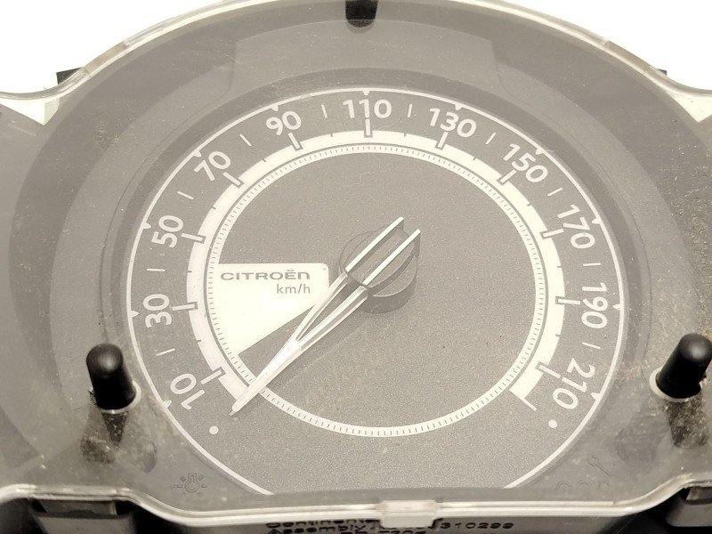 Recambio de cuadro instrumentos para citroën c3 ii (sc_) 1.2 vti 82 referencia OEM IAM 98041179XT  A2C83012700