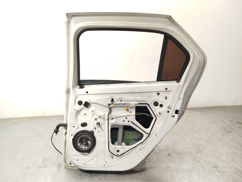 Recambio de puerta trasera derecha para dacia logan ii 1.5 dci referencia OEM IAM 821000293R  