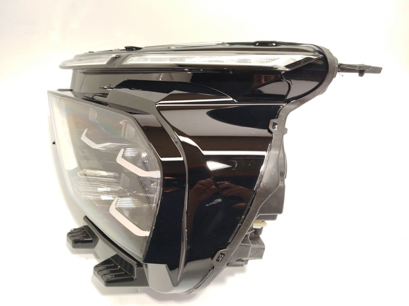 Recambio de faro izquierdo para citroën c4 iii 1.2 referencia OEM IAM 9830649480  73374697