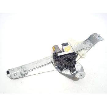 ELEVALUNAS TRASERO DERECHO 827201313R 827301713R