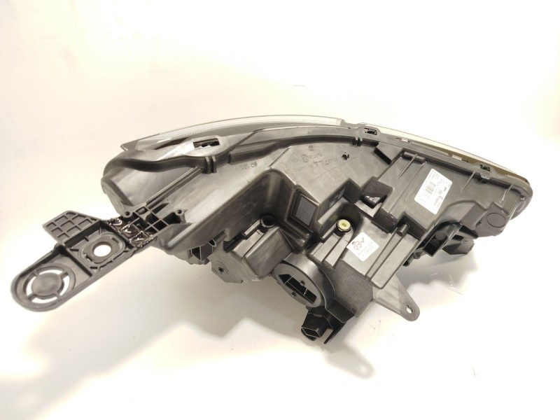Recambio de faro izquierdo para citroën c4 iii 1.2 referencia OEM IAM 9830649480  73374697