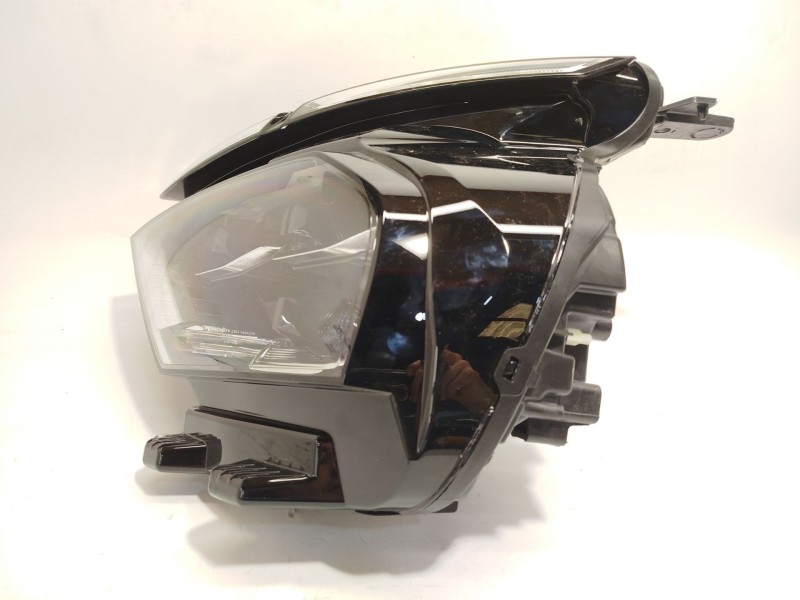 Recambio de faro izquierdo para citroën c4 iii 1.2 referencia OEM IAM 9830649480  73374697