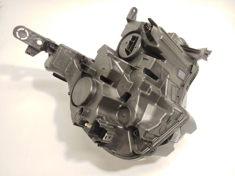 Recambio de faro izquierdo para citroën c4 iii 1.2 referencia OEM IAM 9830649480  73374697