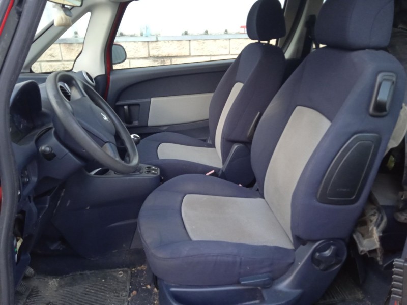 peugeot 1007 (km_) del año 2005