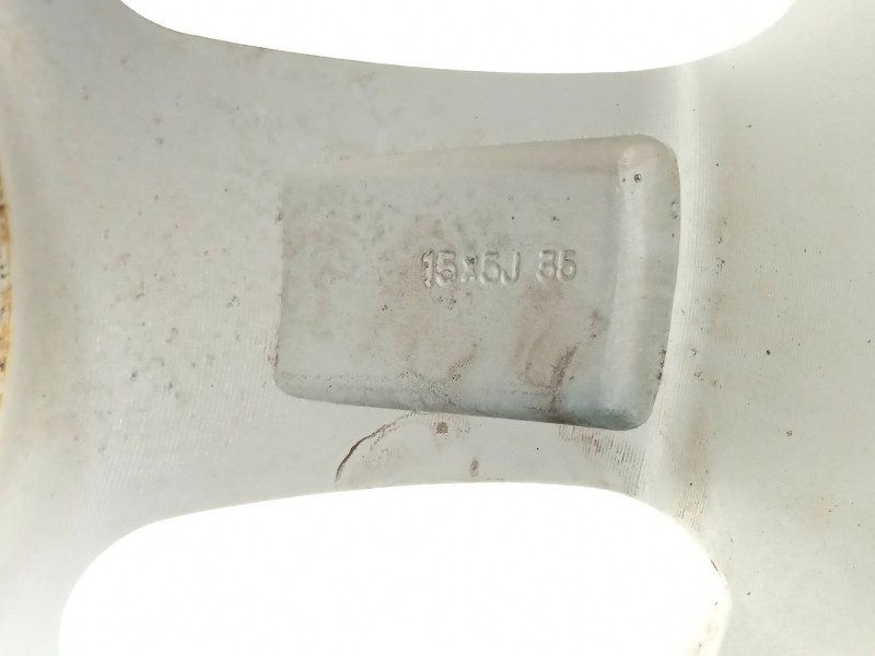 Recambio de llanta para peugeot ion electric referencia OEM IAM 1613230580 4250C006 