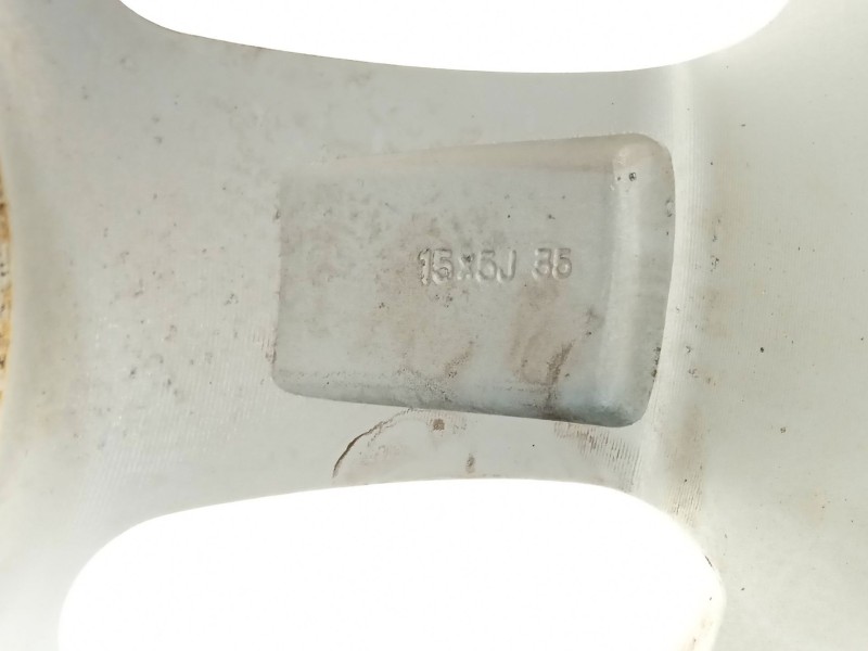 Recambio de llanta para peugeot ion electric referencia OEM IAM 1613230580 4250C006 