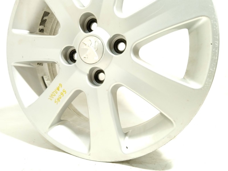 Recambio de llanta para peugeot ion electric referencia OEM IAM 1613230580 4250C006 