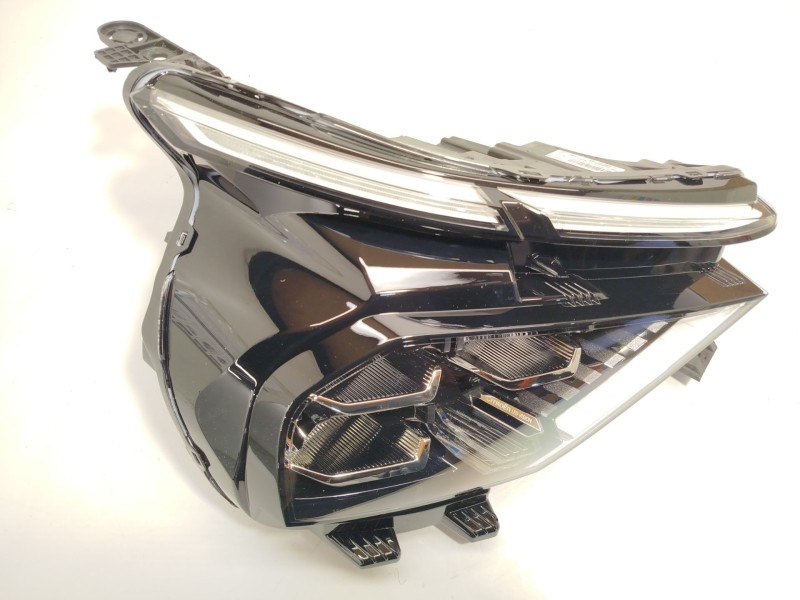 Recambio de faro derecho para citroën c4 iii 1.2 referencia OEM IAM 9830649280  73374698