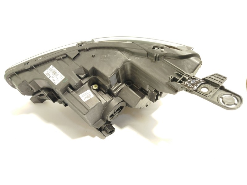 Recambio de faro derecho para citroën c4 iii 1.2 referencia OEM IAM 9830649280  73374698