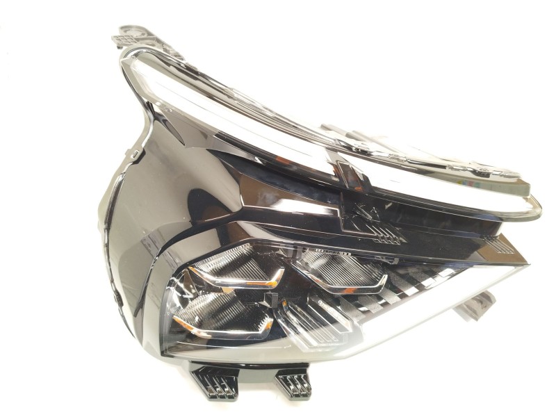 Recambio de faro derecho para citroën c4 iii 1.2 referencia OEM IAM 9830649280  73374698