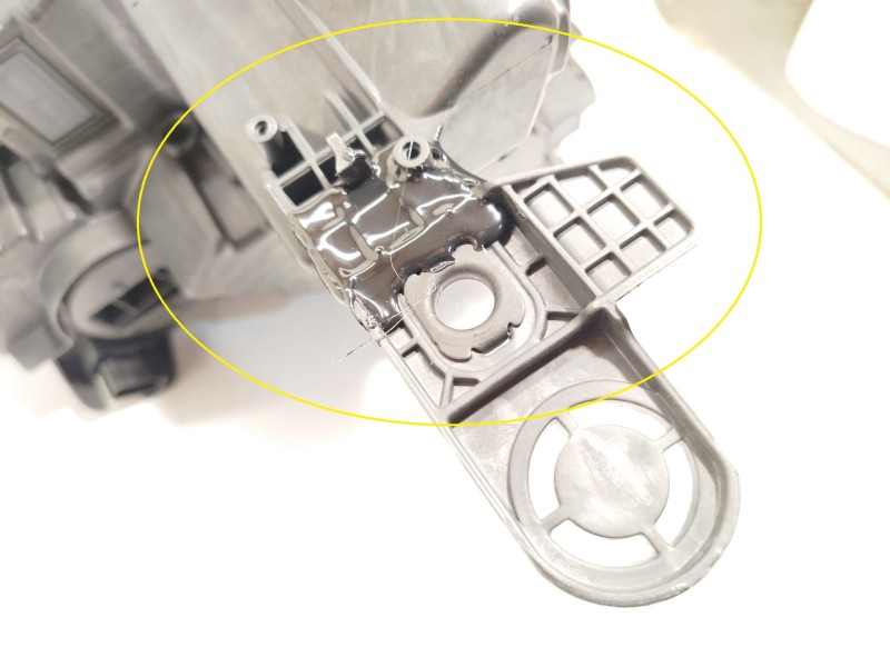 Recambio de faro derecho para citroën c4 iii 1.2 referencia OEM IAM 9830649280  73374698